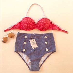 polka dot bikini 👙